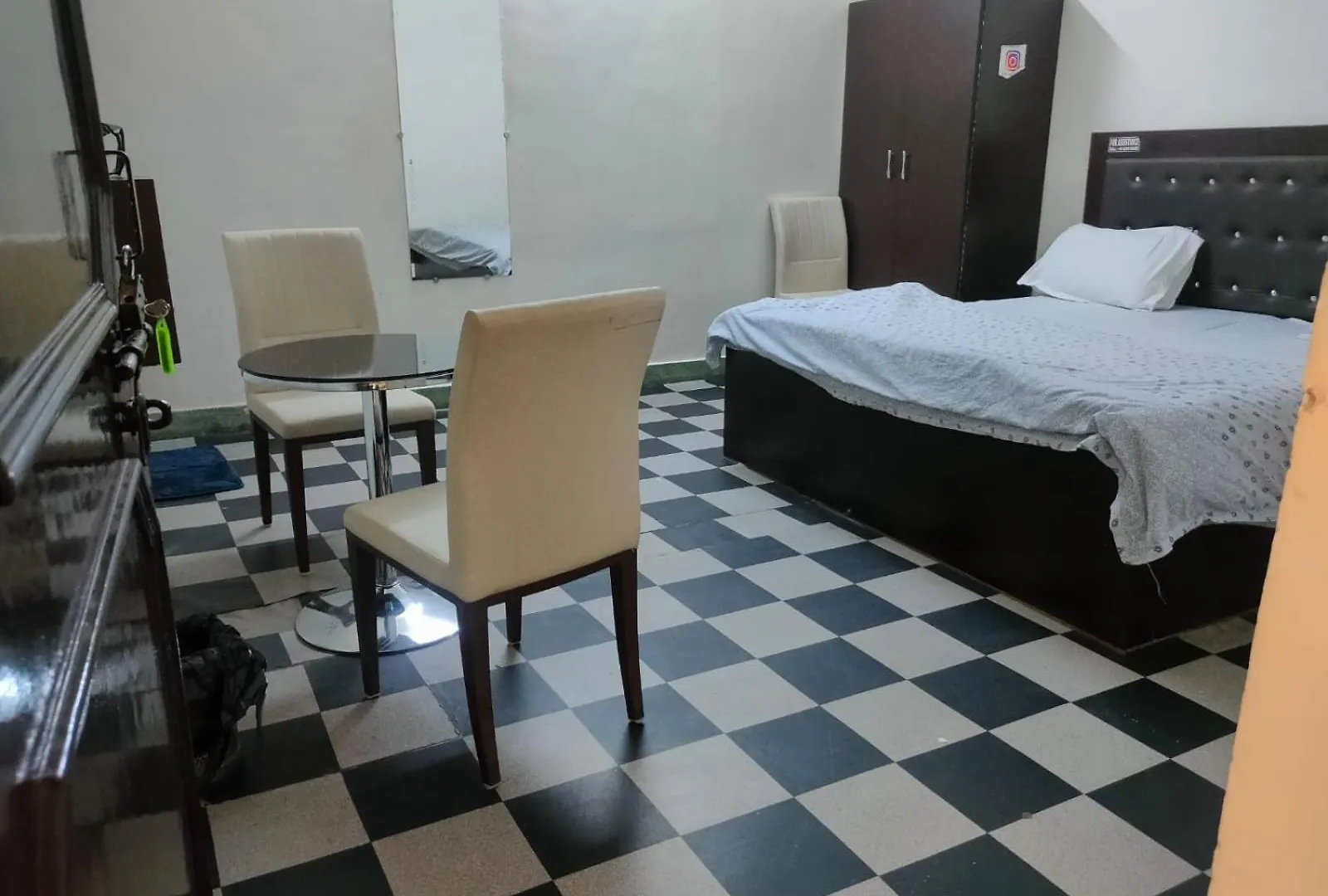 Hotel Khubsaras Palace By Chhabra'S Agra  2*, Agra (Uttar Pradesh) India